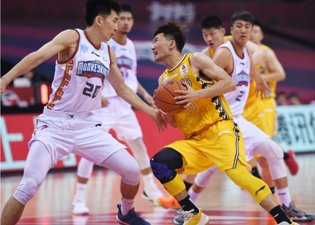 有礼投注-包含CBA季后赛赛后走向成谜；武汉三镇手感冰凉；球迷炸锅；纪律约束更严格的词条